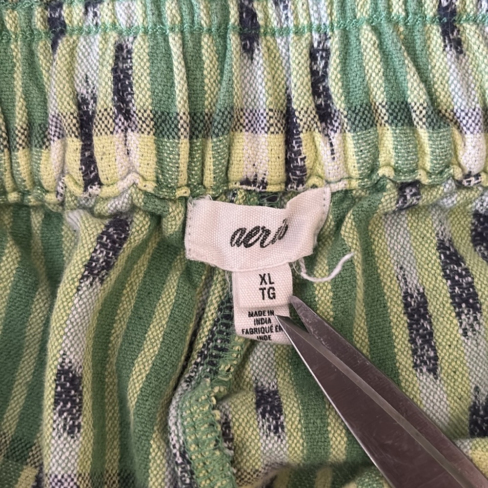 Aerie Jacquard High Waisted Short Green and Gray Drawstring Women’s Shorts XL - Picture 11 of 14